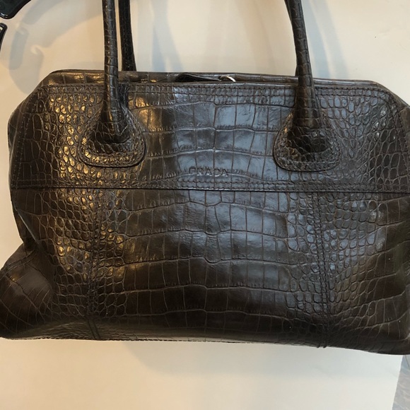 Prada alligator runway bag - Picture 2 of 5